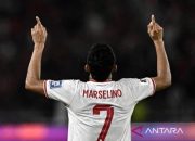 Marselino Ferdinan saat diperkenalkan sebagai pemain baru Persija Jakarta untuk musim 2026/2027