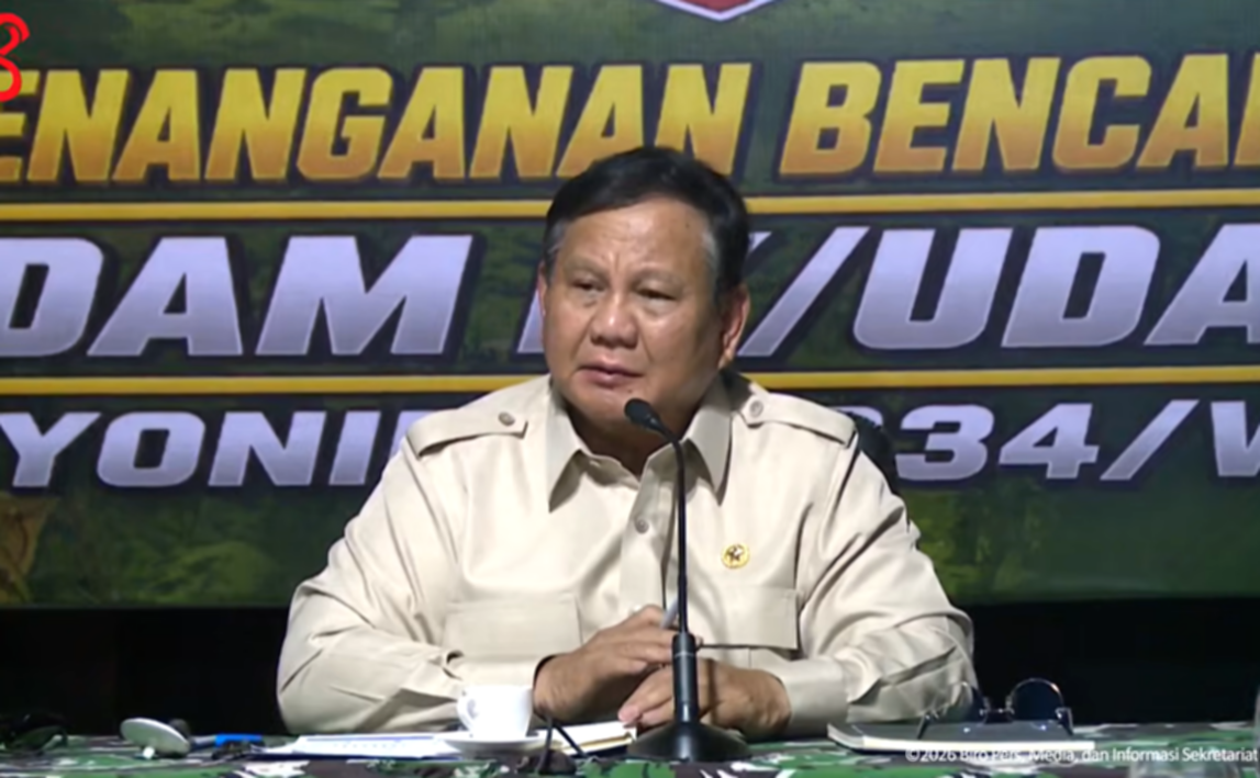 Presiden Prabowo Subianto memimpin rapat terbatas terkait penegakan hukum di kawasan hutan