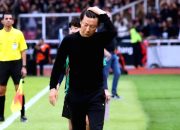 Shin Tae Yong memberikan keterangan pers jelang laga perdana Persija Jakarta melawan Borneo FC di BRI Super League.