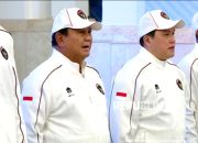Presiden Prabowo Subianto memberikan arahan saat melepas kontingen Indonesia untuk Asian Games ke-20 di Istana Negara.